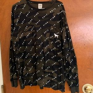 Victoria’s Secret Pink camo campus tee sz XL